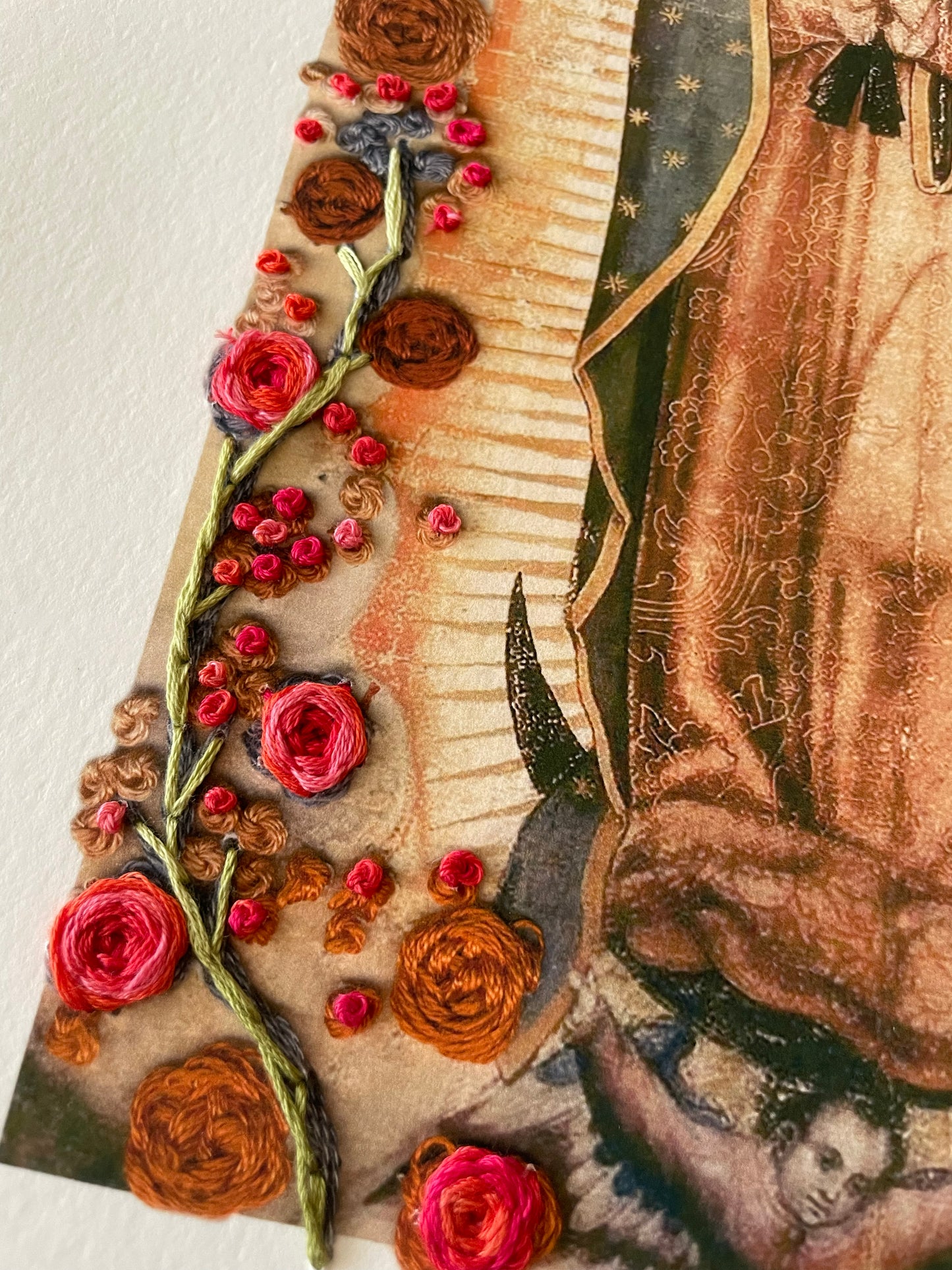 Vírgen grande Florecitas Moradas