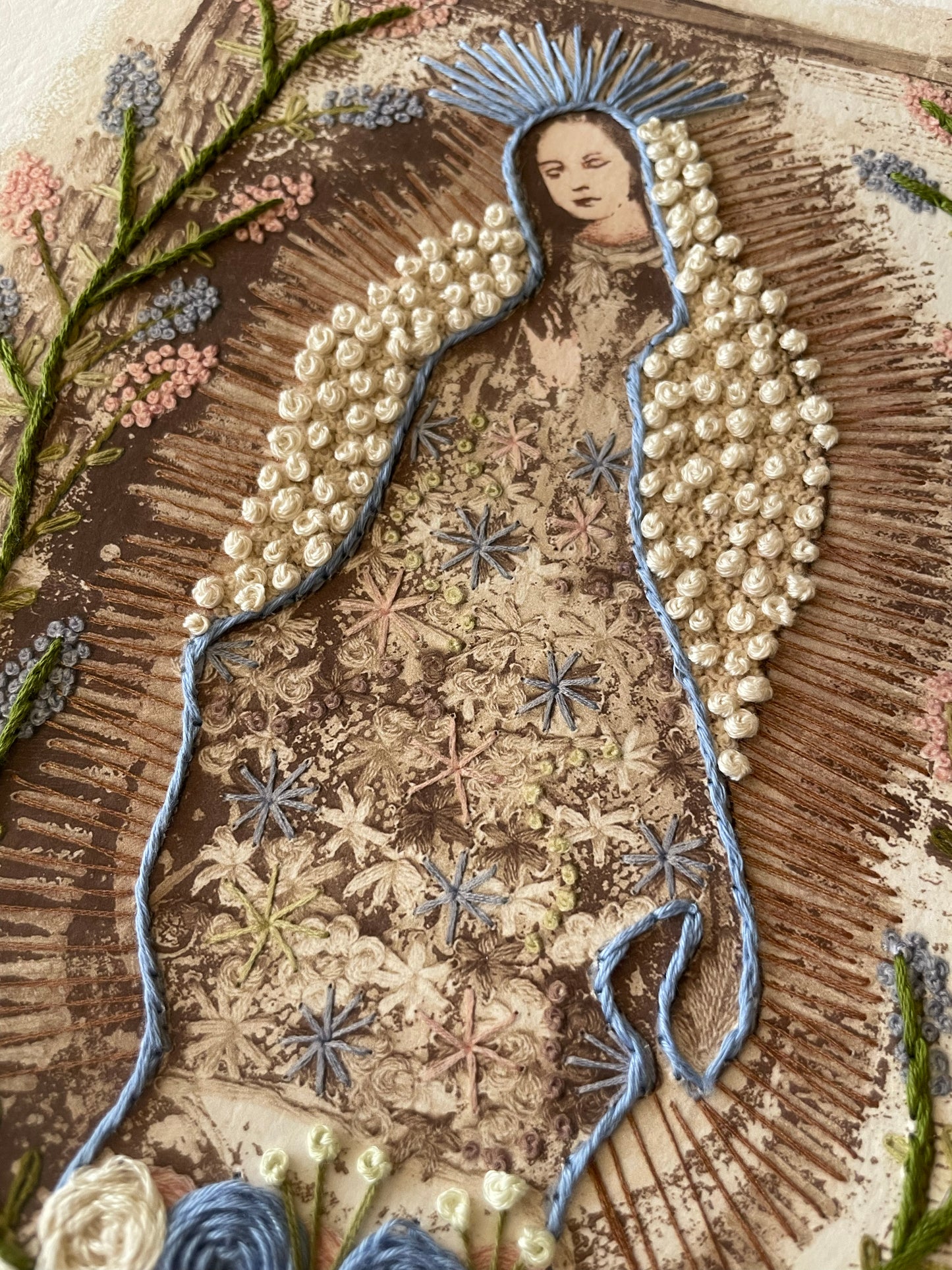 Vírgen Sepia, Azul y Rosa